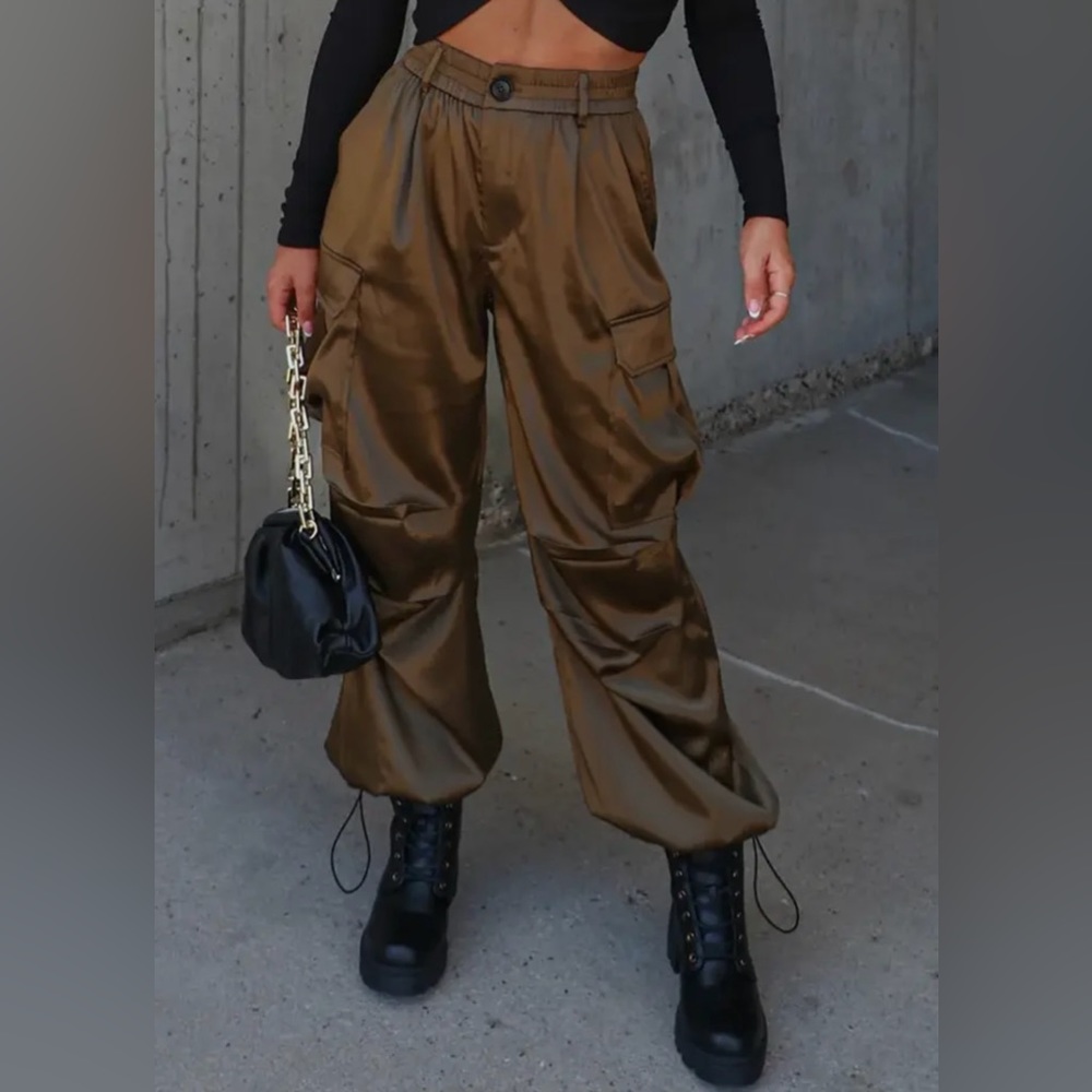 Silky cargo pants